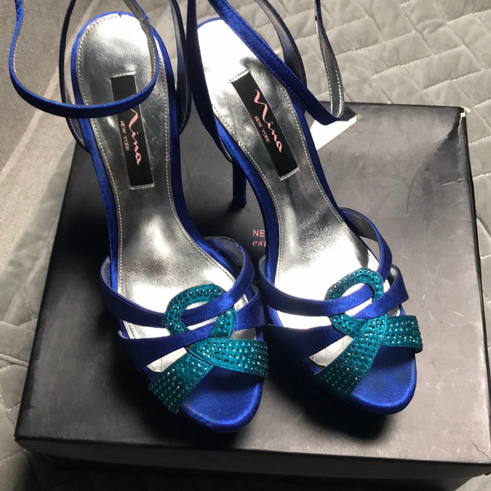 Nina, Dress shoes on high heels, like new